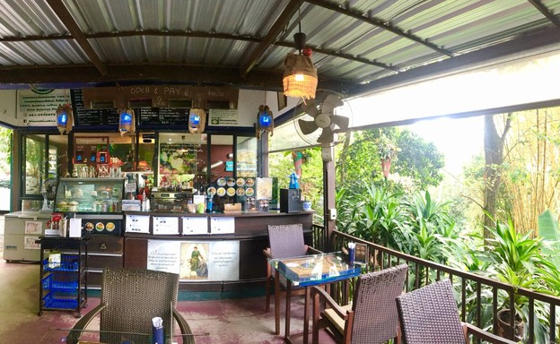 Rin Mill cafe โรงคั่วกาแฟสดเขารัง