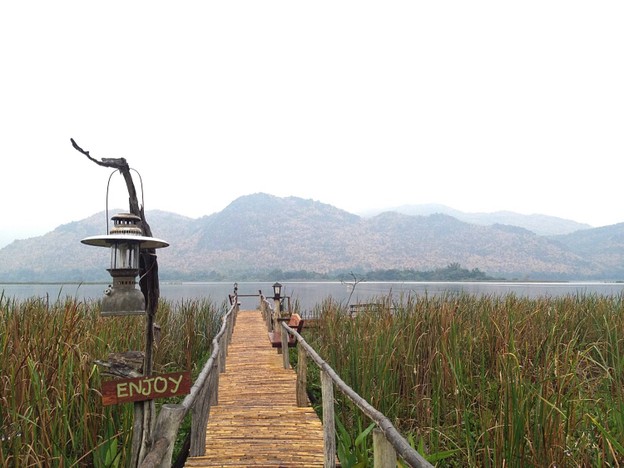 บ้านกกกอด