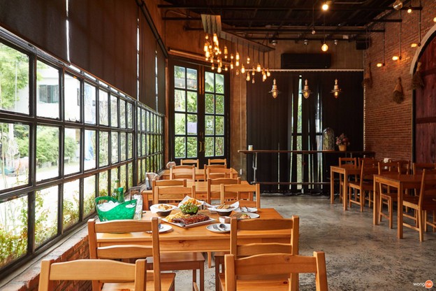 Hidden Backyard Cafe & Hangout