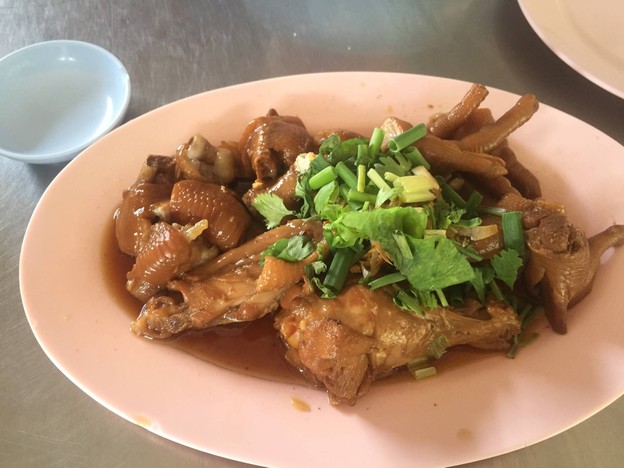 ก๋วยเตี๋ยวเป็ดหลังวัดโพธิ์