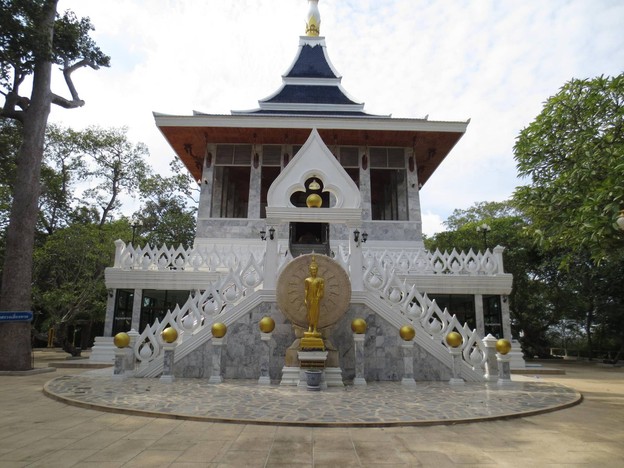 บรรยากาศ วัดพระพุทธบาทยโสธร (พระใหญ่)