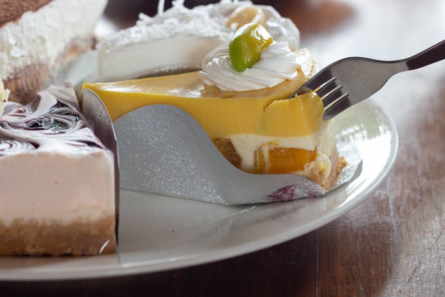 เมนูของร้าน At ขัวเหล็ก Café & Restaurant