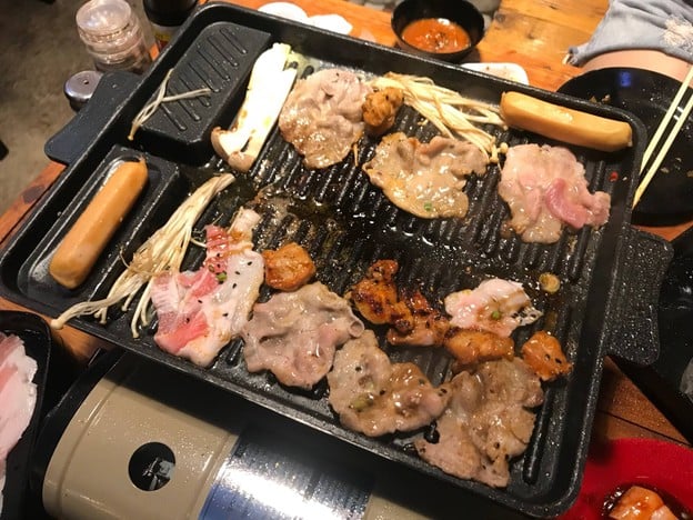 ใจเย็น บุฟเฟต์โคขุนกระทะร้อน