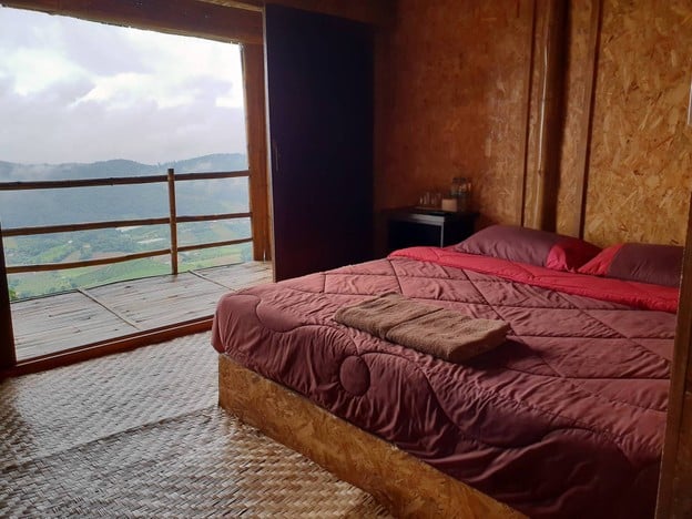 ม่อนเหนือโฮมสเตย์