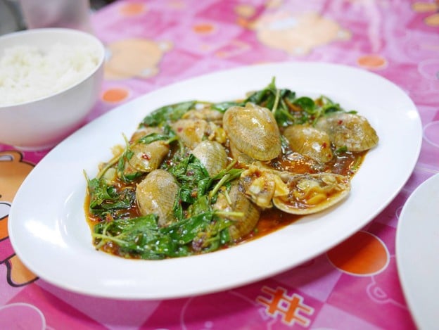 เมนูของร้าน ข้าวต้มประจัญบาน Prajanban Restaurant