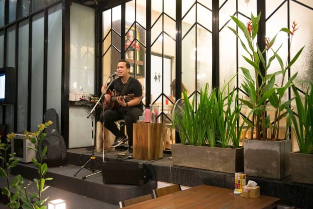 Eatiny Cafe And Bistro khonkaen