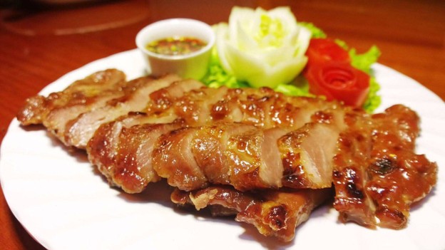 หมูอบน้ำผึ้งเครือวัลย์
