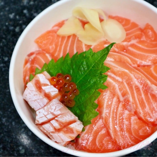 เมนูของร้าน ร้านปลาสีส้ม เจริญราษฎร์