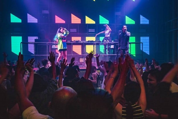 บรรยากาศ Differ Pub Pattaya