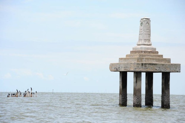 บรรยากาศ ทะเลบางขุนเทียน