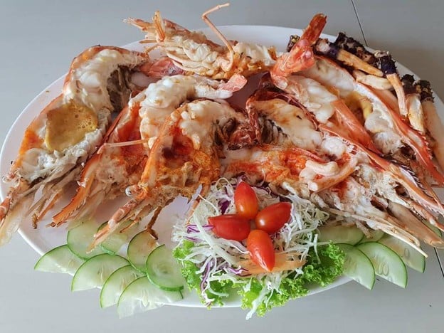 สวนอาหารริเวอร์ไซด์การ์เด้น