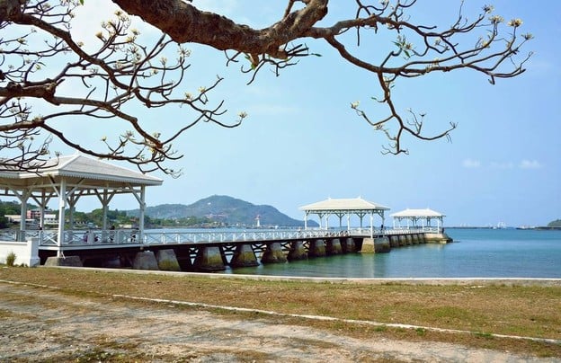 บรรยากาศ เกาะสีชัง