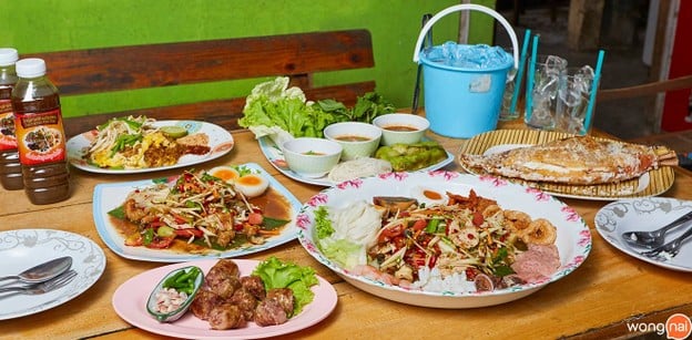 เมนูของร้าน ตำแซ่บ แก่นขอน
