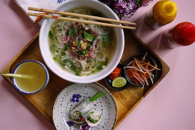 Happy Endings Eat & Bar