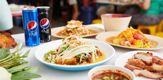 ส้มตำเจ๊แดงสามย่าน ต้นตำหรับ