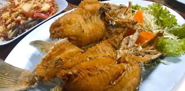 ครัวริมโมงค์