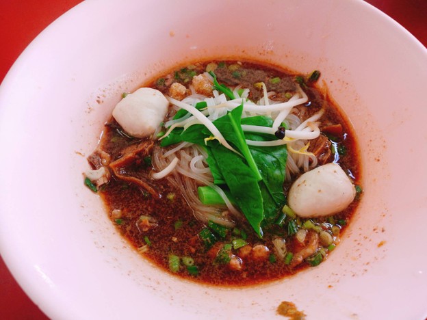 เมนูของร้าน เหน่งก๋วยเตี๋ยวเรือ รังสิต