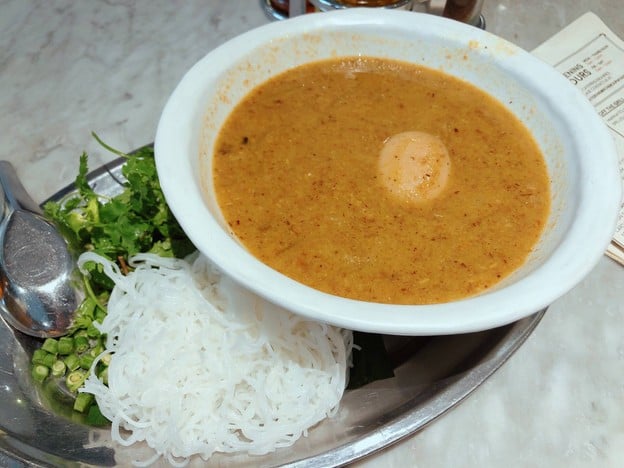 เมนูของร้าน Rangoon Tea House