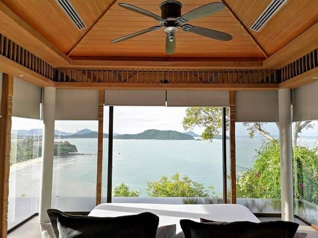 โรงแรมศรีพันวา