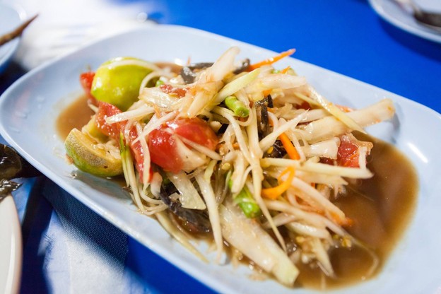 เดอะแซ่บ อาหารอีสาน