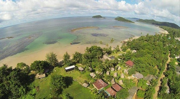 Monkey Island Resort