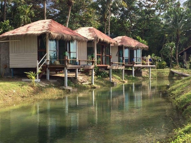 พรหมภักดี เกาะหมาก รีสอร์ต