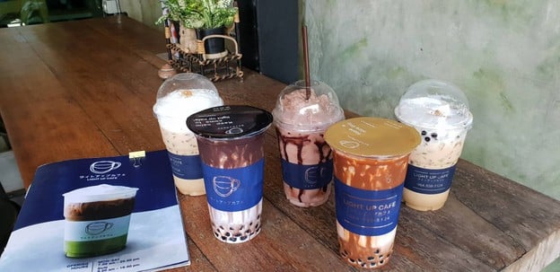เมนูของร้าน ⭐️ Light up cafe 👍🏻 ไลท์อัพคาเฟ่ สาขาสนามกีฬา⭐️