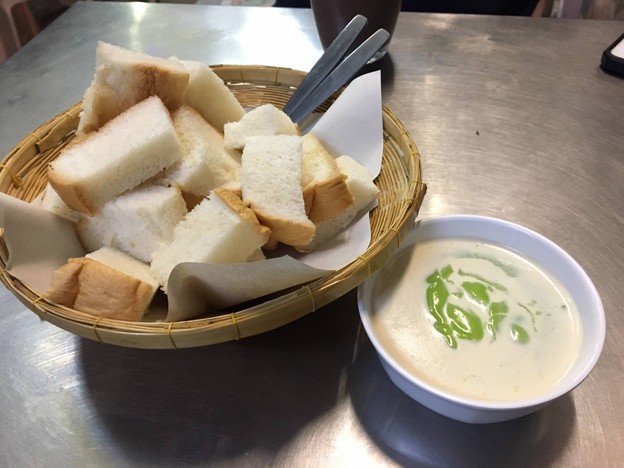 เมนูของร้าน นมเต่า ถนนสุรนารี