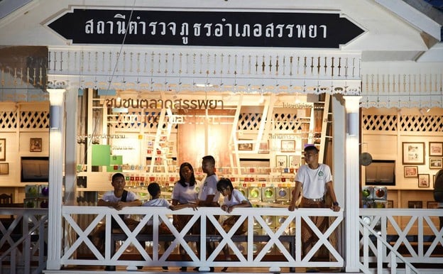 บรรยากาศ ตลาดโรงพักเก่าสรรพยา (ตลาดกรีนดี)