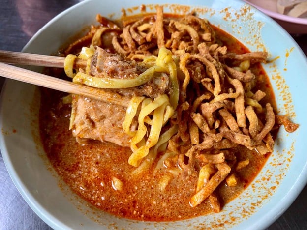 ข้าวซอยแม่มณี