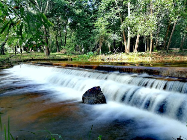 บรรยากาศ น้ำตกเขาอีโต้