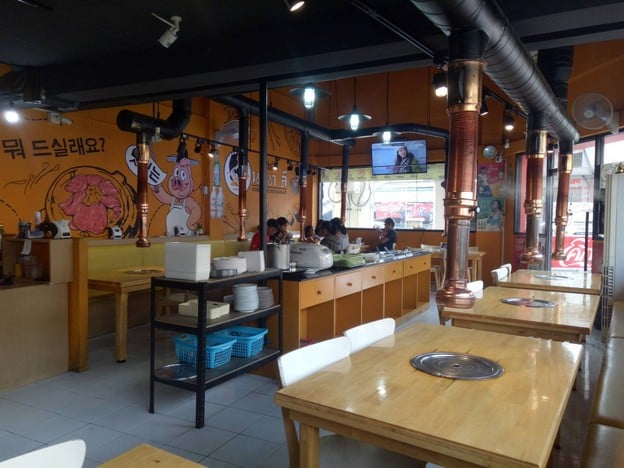 บรรยากาศ Nanalee Korean Bbq & Restaurant สี่แยกวังหิน