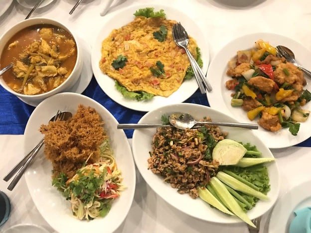 Kingfisher Restaurant Deevana Plaza Krabi