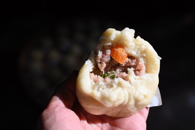 กู่หลงเปา ( ซาลาเปาโบราณ ) Gulongbao เจริญกรุง (Charoen Krung)