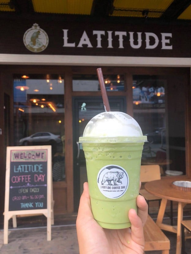 หน้าร้าน Latitude Coffee Day