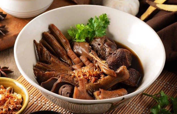 เมนูของร้าน เซี๊ยะก๋วยเตี๋ยวเป็ด พระราม 4
