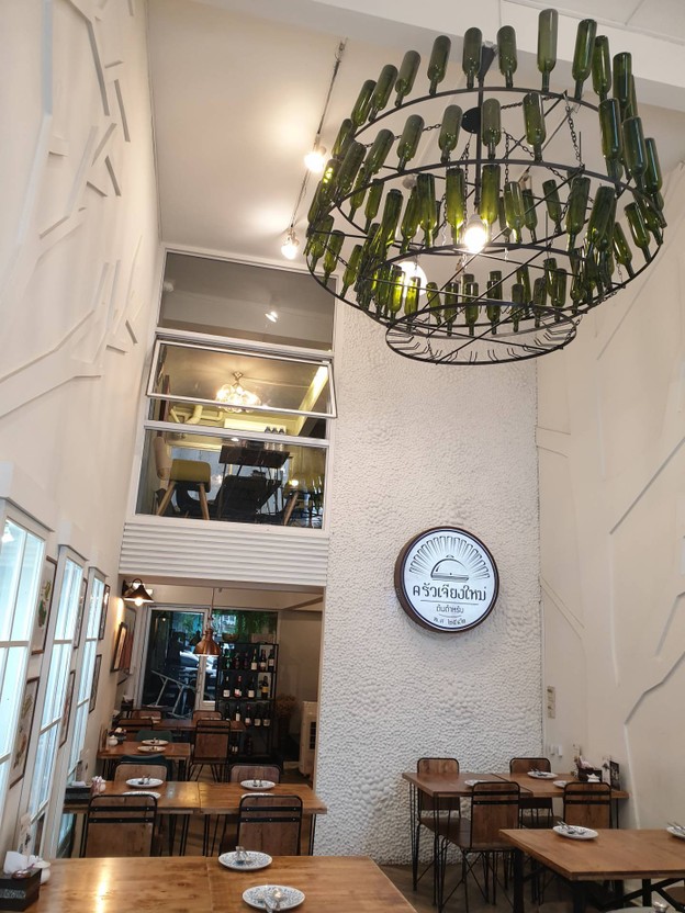บรรยากาศ ครัวเจียงใหม่ สาขา ทองหล่อ