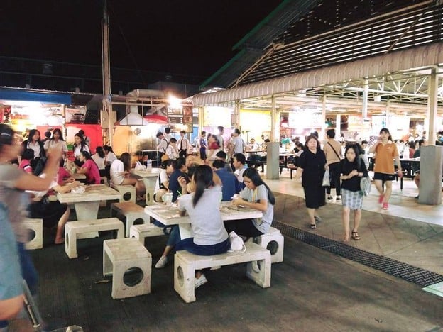 ตลาดมอดินแดง มหาวิทยาลัยขอนแก่น