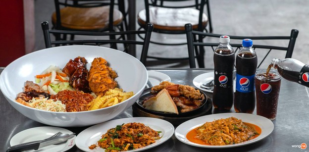 อ้วนผอมสเต็กสามย่านจานดาวเทียม