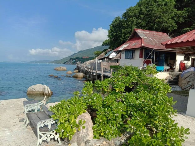 The Lighthouse เกาะพะงัน