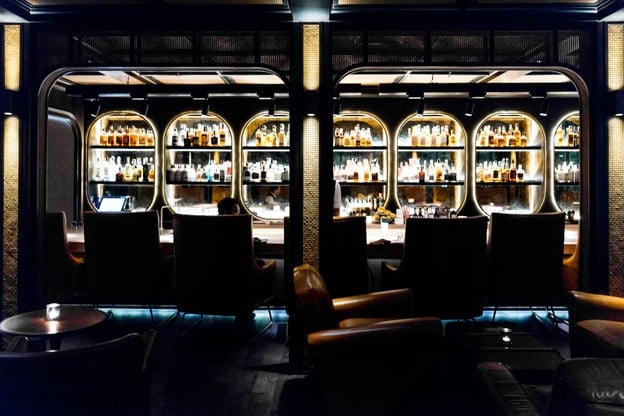 บรรยากาศ 008 Bar