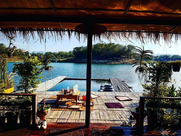 สวีทโฮม โฟลทติ้ง เฮาส์