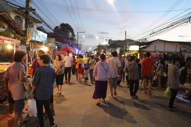 ถนนคนเดิน ระนอง