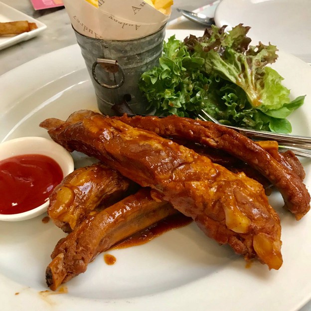 Audrey Cafe ซอยทองหล่อ 11