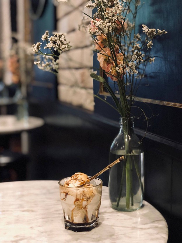 JingJing Ice-cream Bar and Cafe