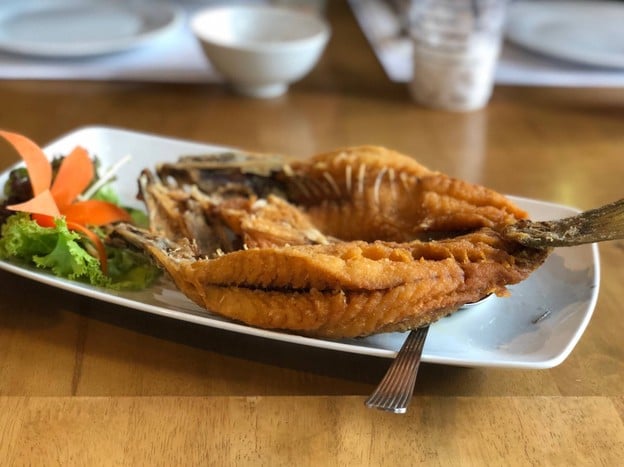 Sanctuary Cafe & Restaurant ปากน้ำ ซอยการประปา