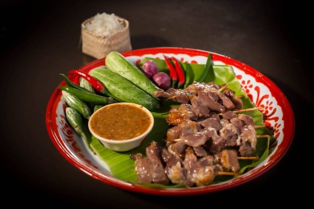 หมูปลาร้า นัวเป็นบ้า ซอยพหลโยธิน52 หมู่บ้่านณัฐกานต์3-5