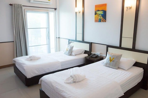 เดอะ ทริปเปิ้ล วี