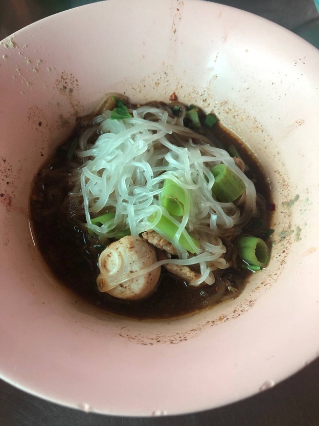 เมนูของร้าน ก๋วยเตี๋ยวเรืออยุธยา เจ๊เจียม สาขา1