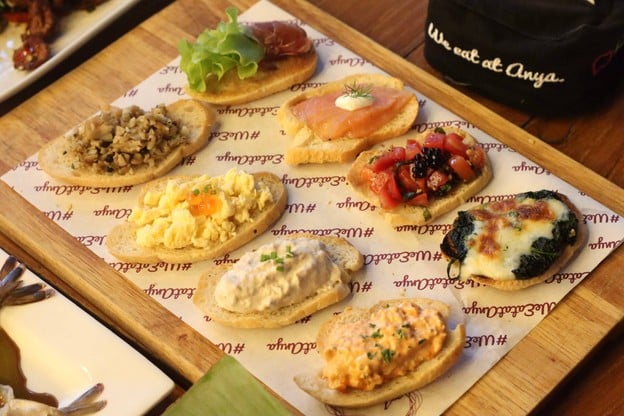 Anya's Place ศาลายา